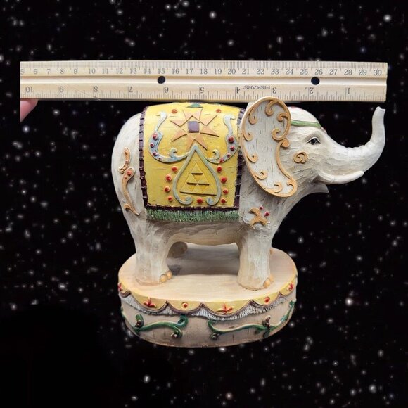 Seymore Mann Elephant Figurine Circus Entertainment Animal Figurine Resin 8”W 7” - Picture 6 of 9